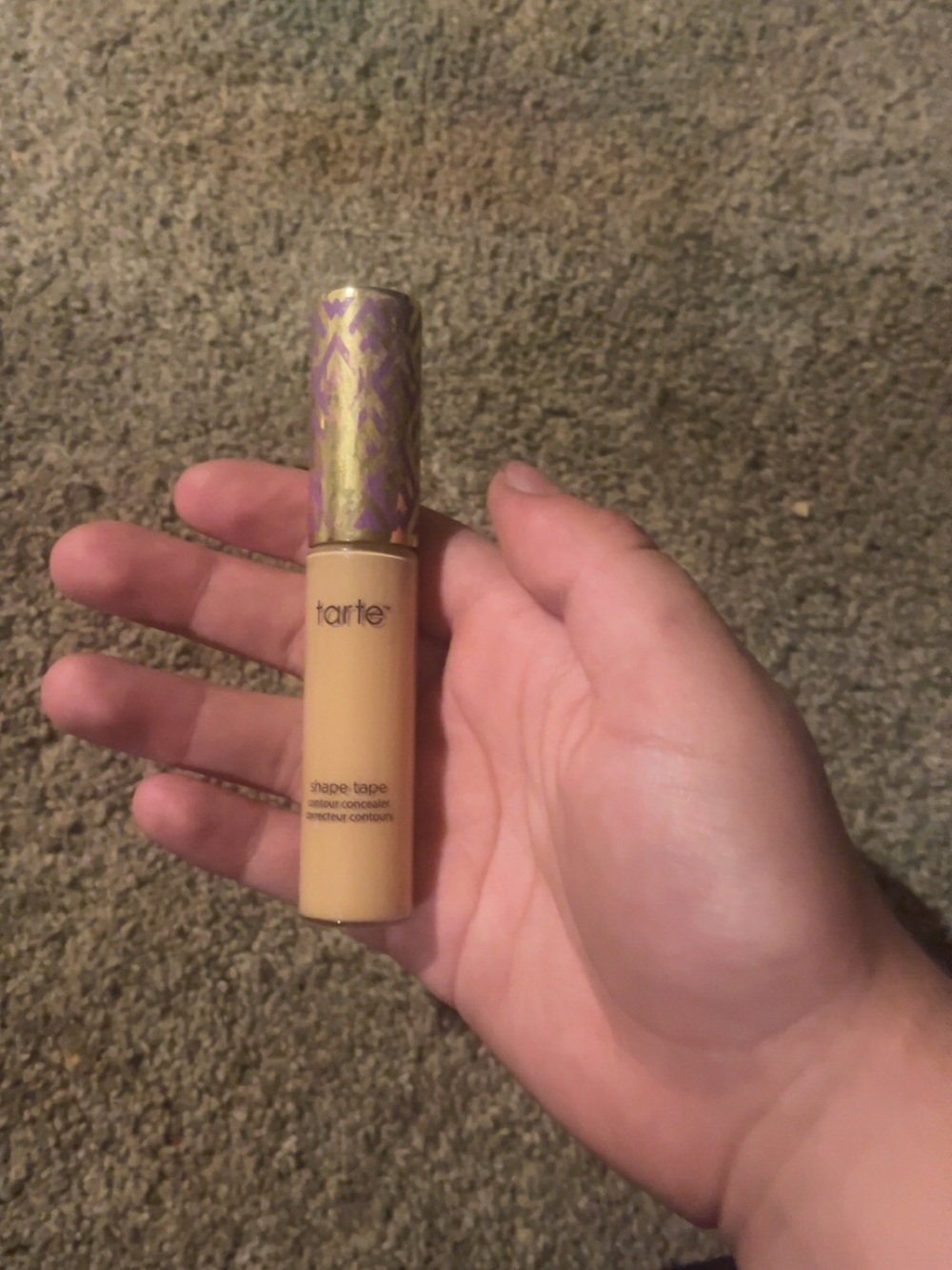 tarte Shape Tape Concealer - beige with purple-gold cap